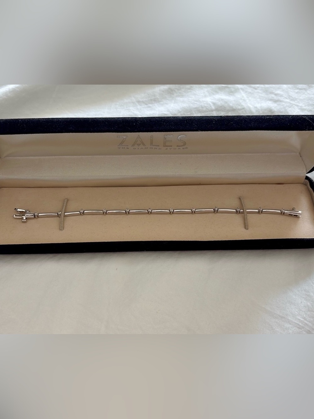 Zales Diamond Station Bar Bracelet— 10kt white gold, 3/4 carat total weight